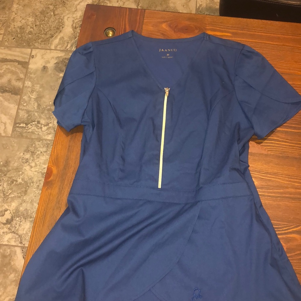 Jaanuu Navy Tulip scrub Top